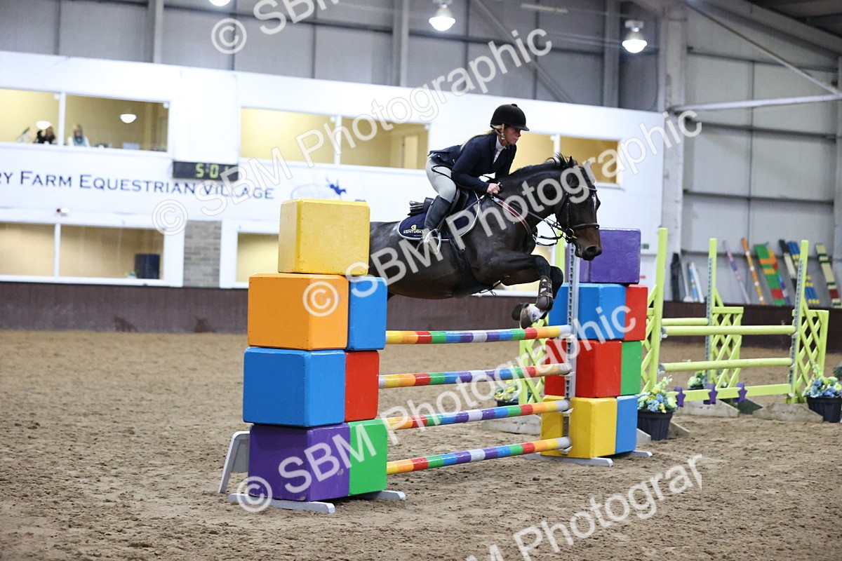 SBM_002083 - Class 4 - Senior Newcomers - 1.10m Open