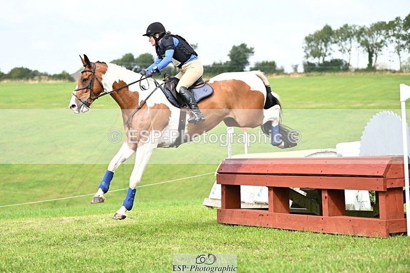 240831A-125310-02746 - 064-Rachel.Brockington-LYNWOOD.CLEAR.CUT