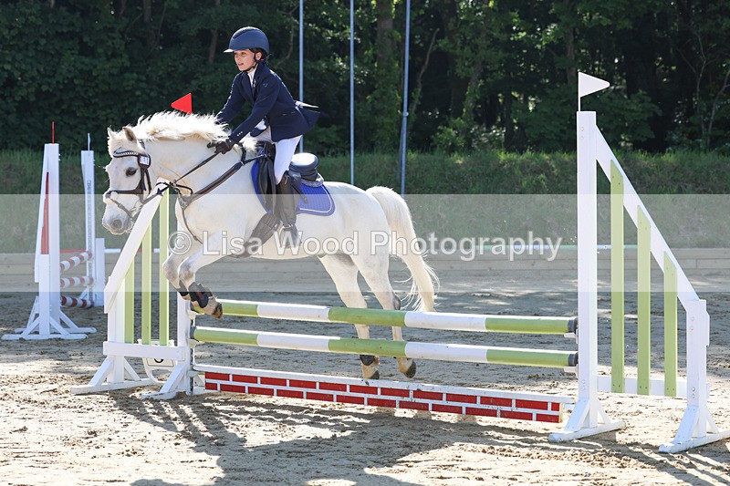 3E7A8657 - Class 2: Junior 70cm