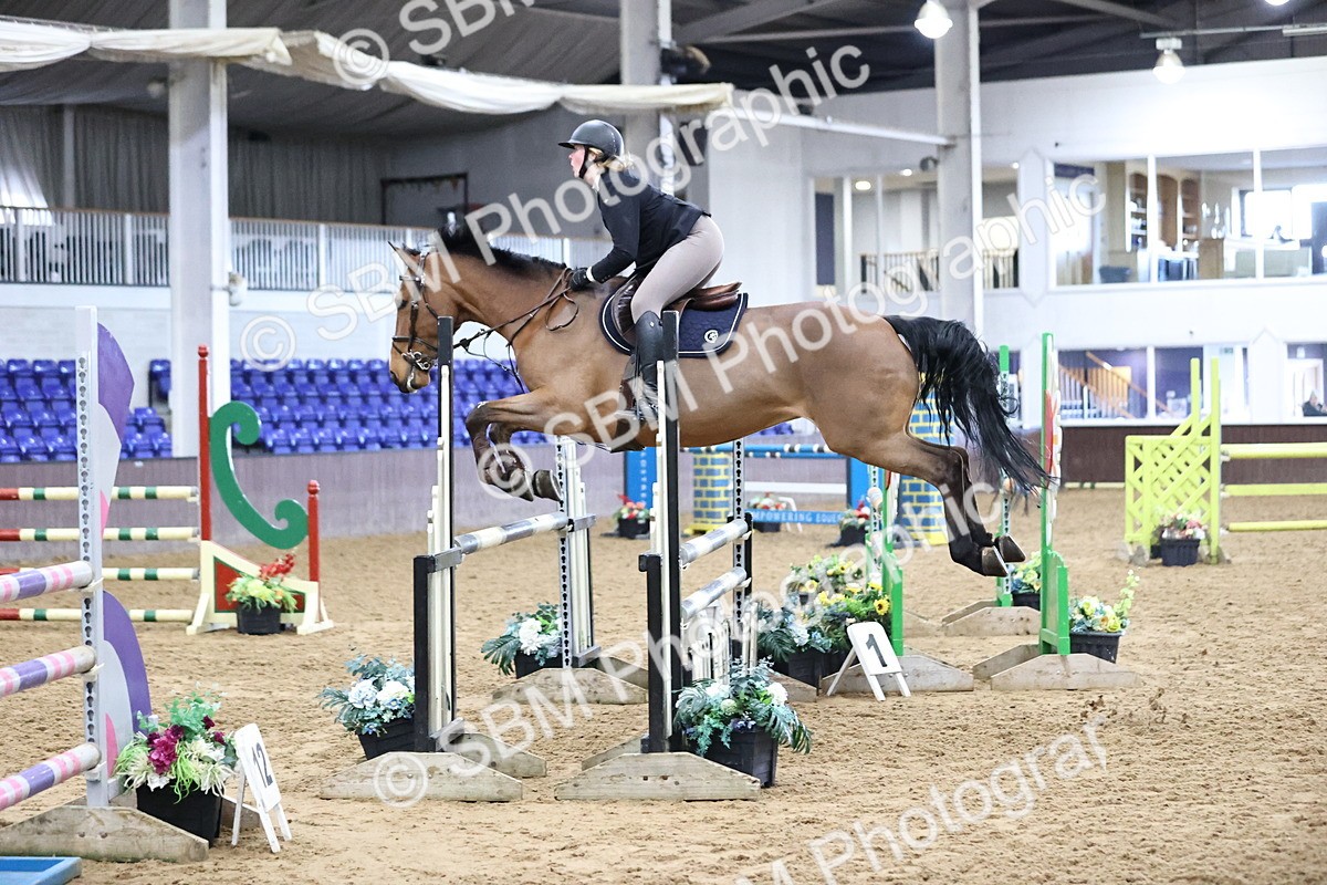 SBM_006346 - Class 16 - Senior Newcomers - 1.10m Open