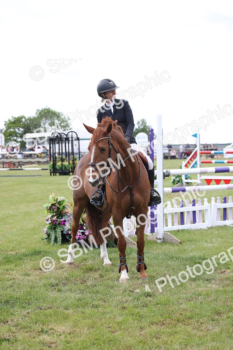 SBM_17557 - Class 208 - Senior Foxhunter 1.20m Open