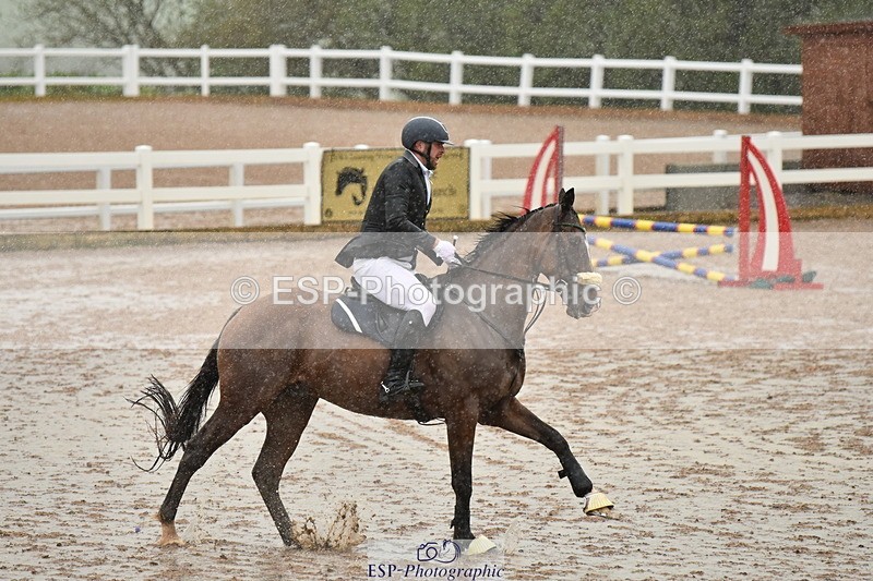 230509A-161542-00034 - 70cm