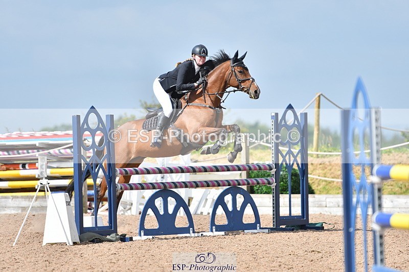 240609A-100426-03674 - Cls 16 Snr Discovery and 1m Open