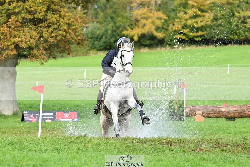 251025A-154306-21894 - G-572-Laura.Pitman With Trot Up