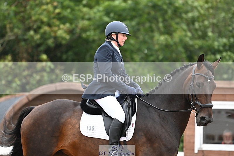 240815A-101404-00535 - 135-Anne.Shrubshall-Hfradin