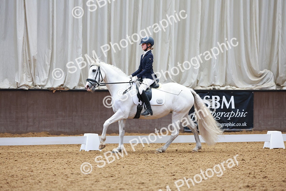 SBM_008940 - Prelim 5 - 8.30-9.47