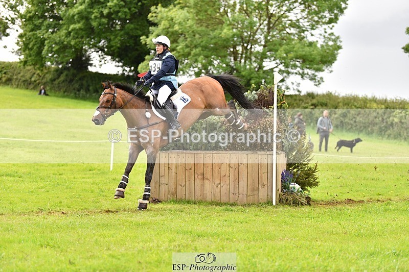 240526-132620-22573 - 439-HILDARE_EASTON_D'ECLIPSE-Danielle_Mccormack