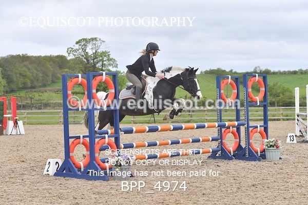 BPP_4974 - CLASS 24 SUN Senior BritiNovice/ 90cm Open
