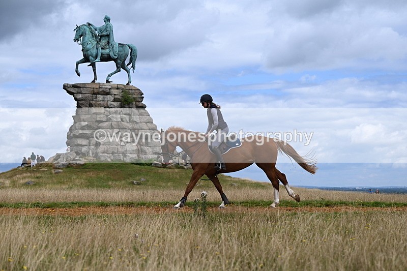 DSC_7093 - Time at Statue 12:45 to 13:15