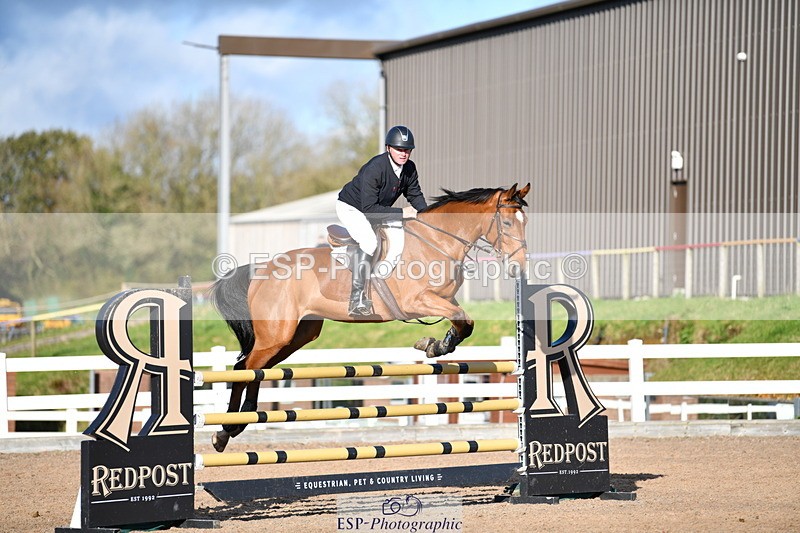 231110A-145002-00897 - Cls 6 Foxhunter & 1.20m Open