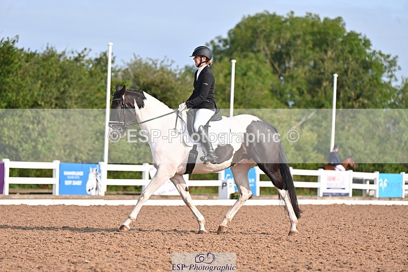 240817A-091023-06519 - 109-Michelle.Head-Alvescot.Winning.Mood