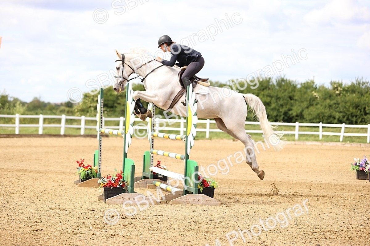 SBM_008099 - Class 21 - Senior Foxhunter - 1.20m