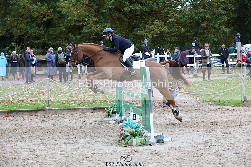 251026A-143654-26403 - G-573-Lisa.Stock