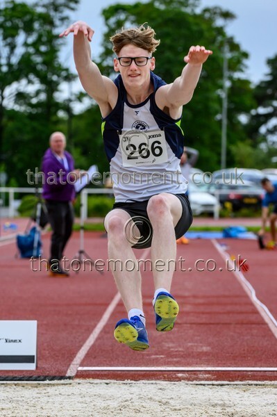 ComMast25-929230 - Field Male Set One