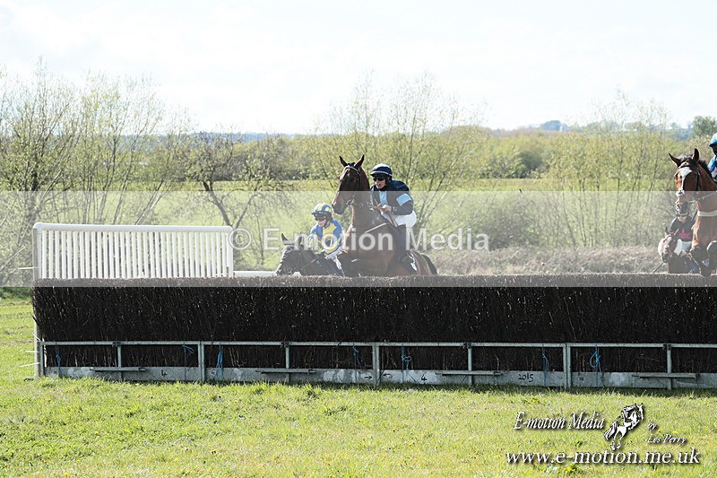 PtP 210425  1159 - Paxford Races Easter Monday 21/04/25