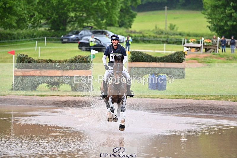 250524A-131606-10837 - B-372-Stephen.Heal-HISCO