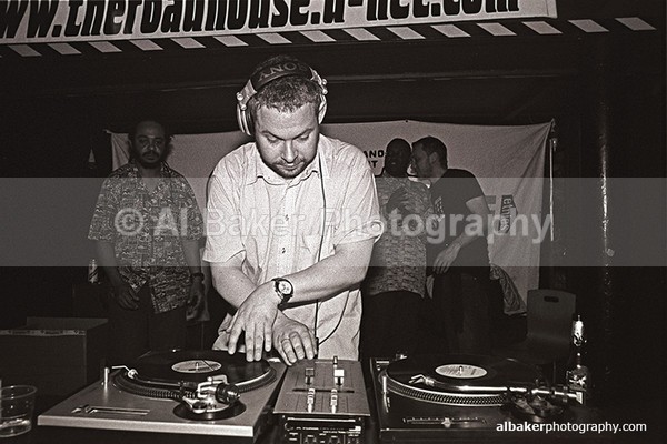 44 - Friends-&-Family @ the-roadhouse 19.04.03