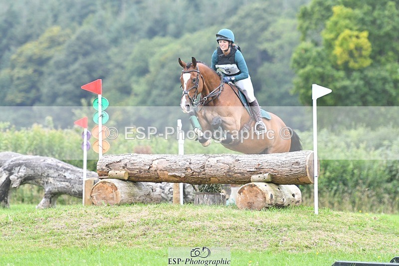 240803-113232-03207 - 005-Laura_Keam-DIAMOND_CRUISE_ON