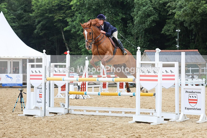 3E7A6298 - Class 8: Senior Newcomers/1.10m open