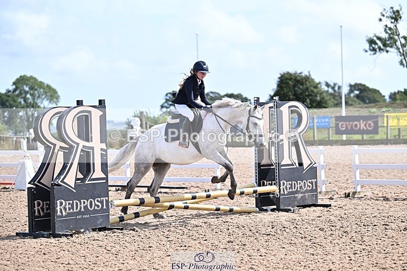 250826-143850-00014 - Clear Round and 60cm