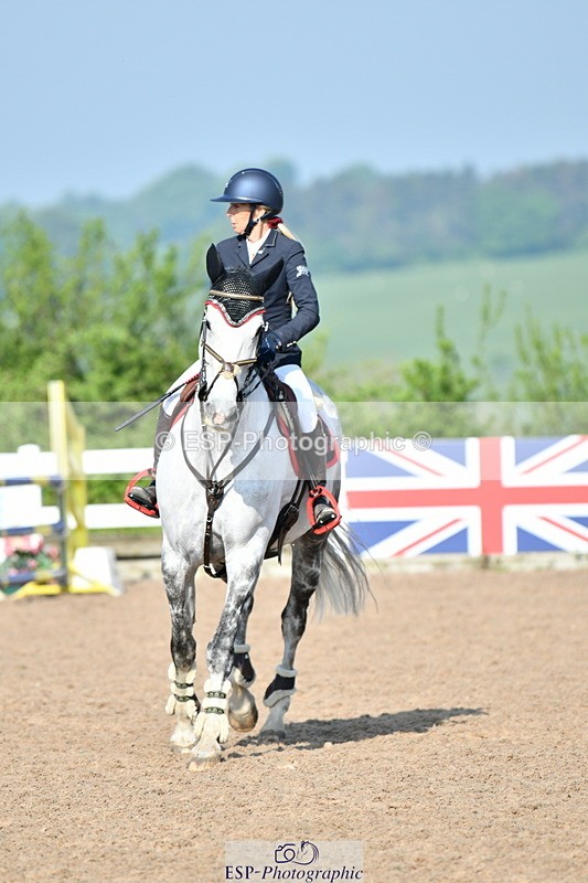 240512A-090304-17070 - Cls 39 British Novice and 90cm Open