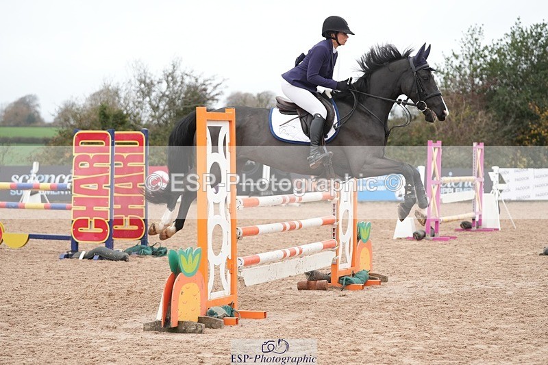 251109-103401-03406 - Cls 19 Snr 1.05m Open