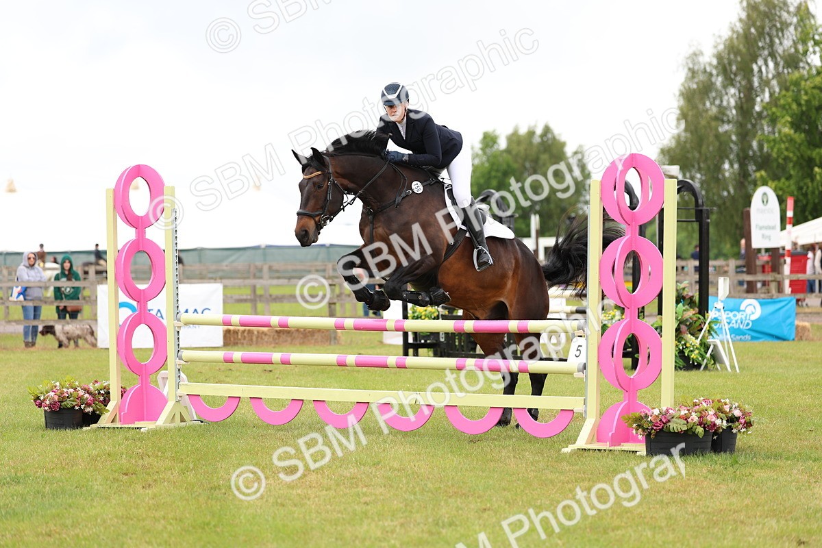 SBM_11716 - Class 205 - Tarmac Senior 1m Open