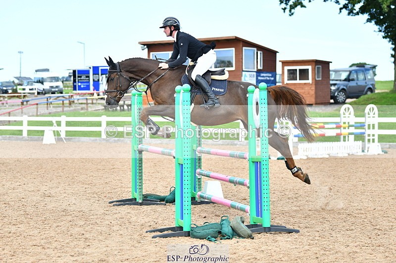 230819A-162845-01171 - Cls 33 1.05m Amateur Qualifier