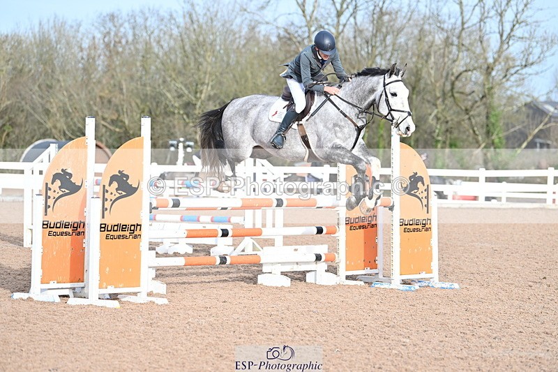 231208A-111300-00405 - Cls 4 Snr 1.05m Open