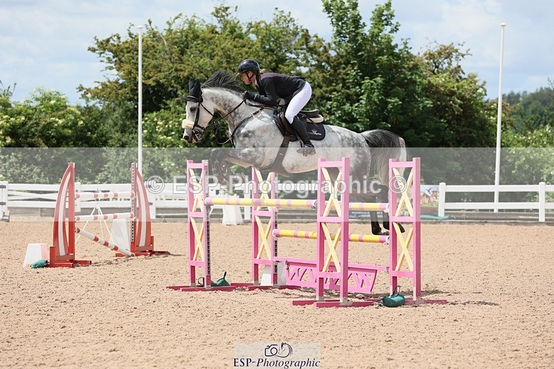 250528-130629-00865 - Cls 4 Newcomers and 1.10m Open