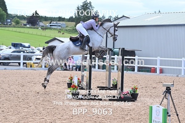 BPP_9063 - CLASS 21 SAT Redpost Equestrian Senior Foxhunter/1.20m Open