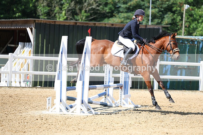 3E7A2587 - Class 2: 70cm Juniors and Seniors