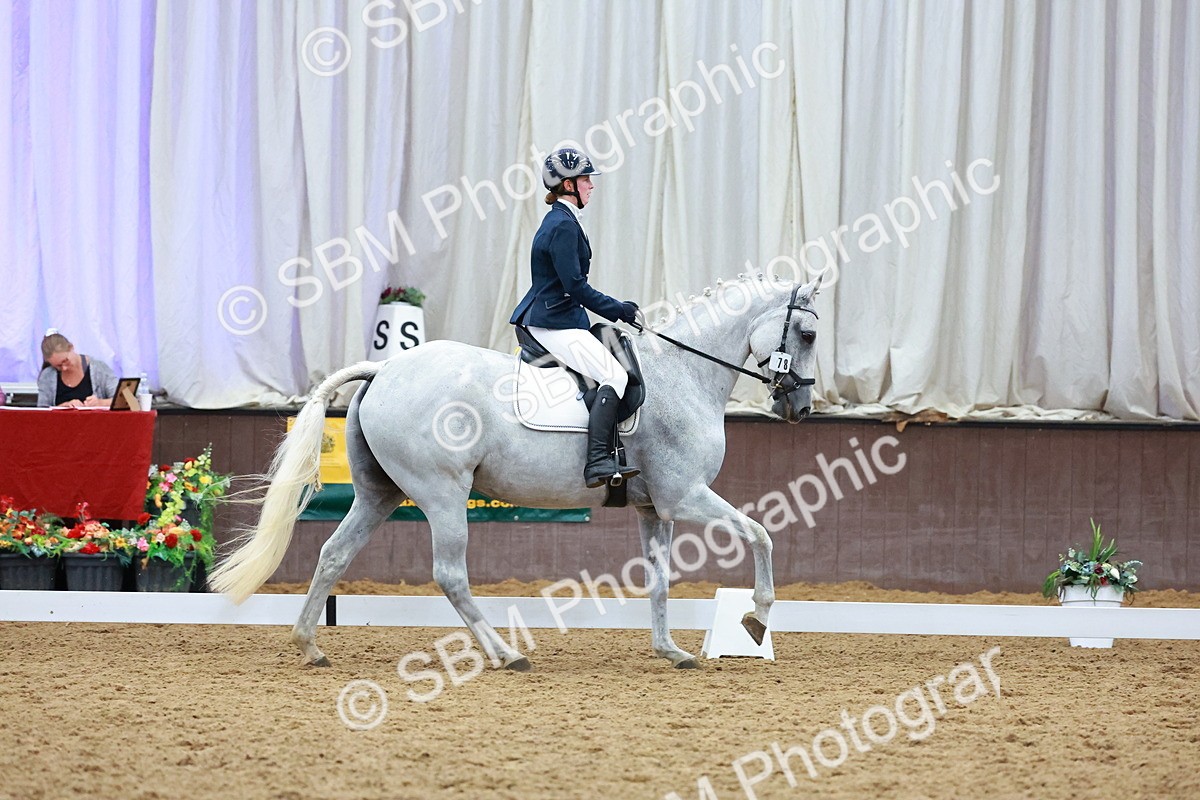 SBM_004119 - Class 12 - E2 Championship - 14.50-15.53