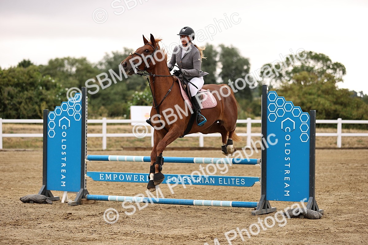 SBM_024342 - Class 8 - Clear Round