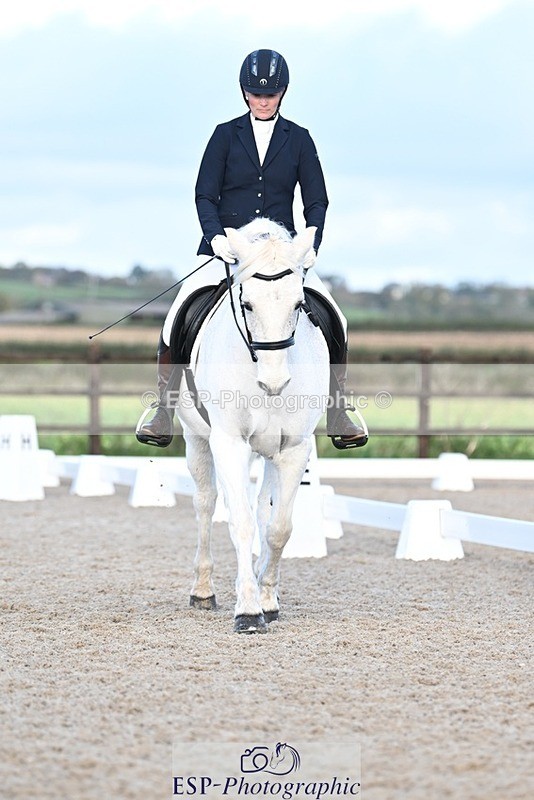 231105-144806-02475 - Cls 5 Novice 27 Start to 15.30 break