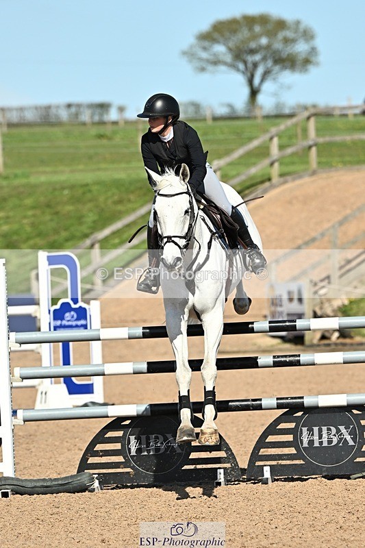 250416-154142-01816 - Cls 6 Foxhunter and 1.20m