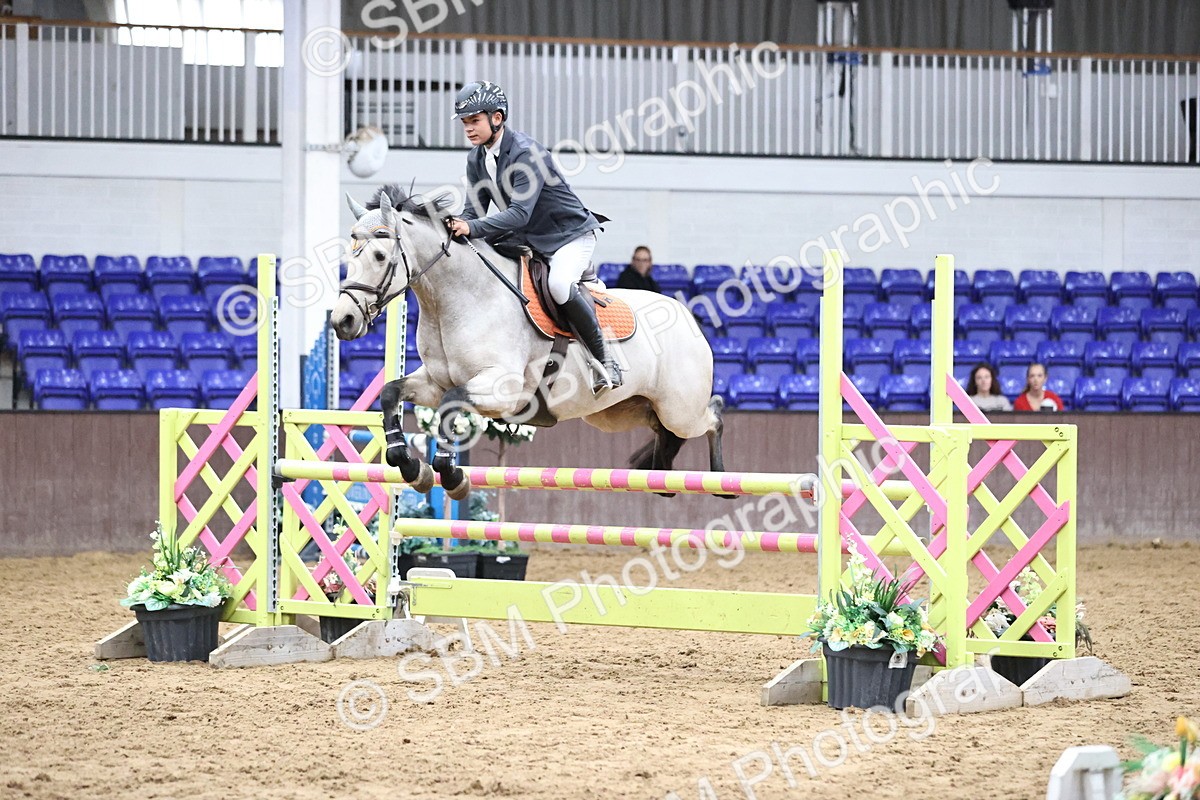 SBM_001201 - Class 5 - Blue Chip Pony Newcomers 1.00m Open