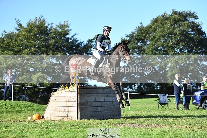 231022-101214-25591 - 210-TREGARON-Gubby.Leech-XC