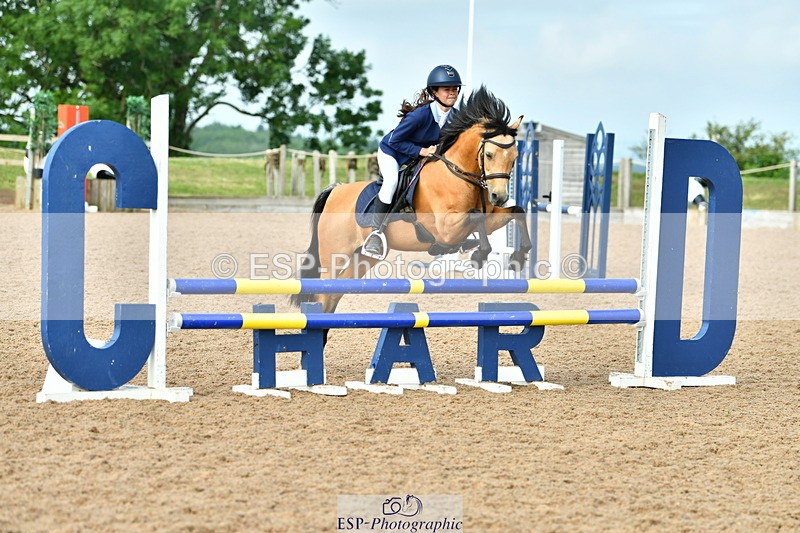 230624A-091708-00107 - Cls 36 Stepping Stones 128 & 138cm