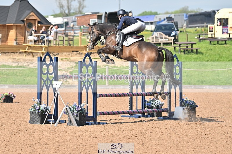 240512A-161227-19729 - Cls 51 Foxhunter