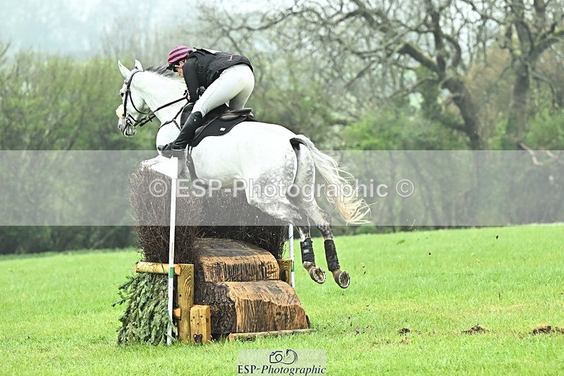 250418-163148-07257 - 325-Lizzie.Luxton-ST.TROPEZ