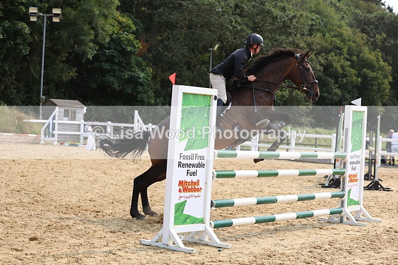 3E7A2585 - Class 8: Senior Newcomers/1.10m open