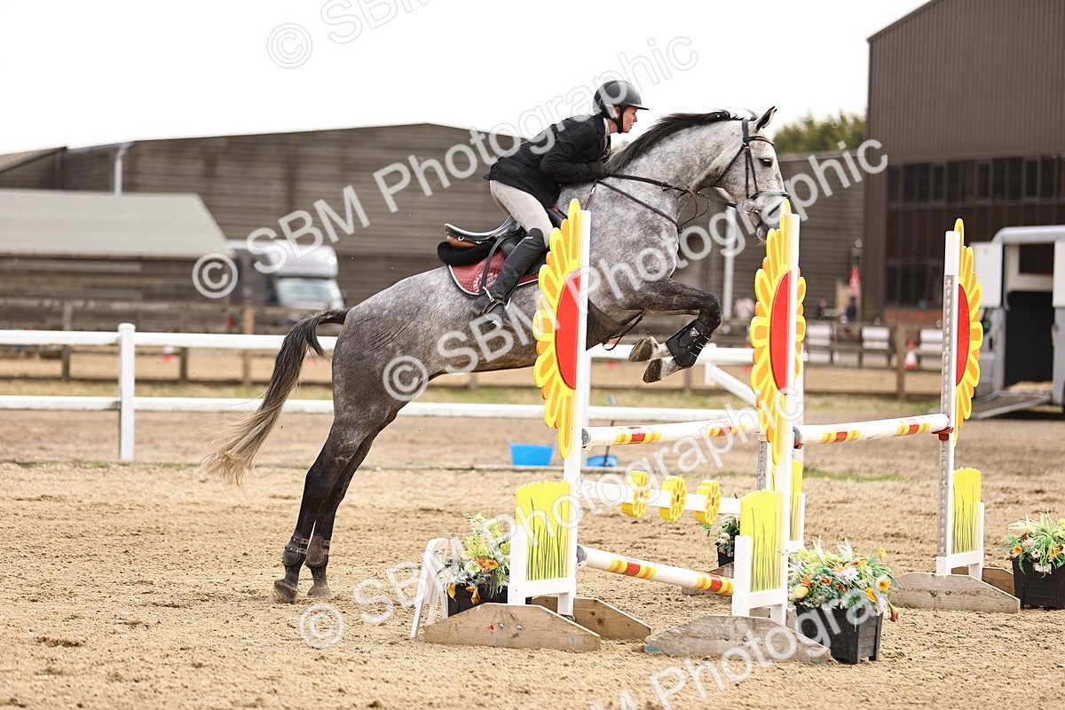 SBM_002463 - Class 11 - Senior newcomers - 1.10m