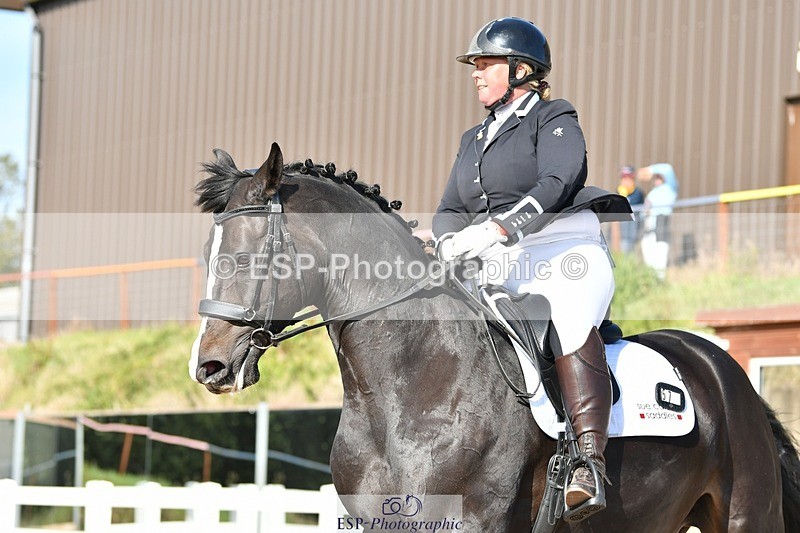 250906-160049-04537 - 057-Joanna.JohnsRockoko