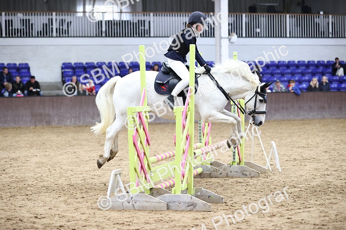 SBM_001368 - Class 5 - Henlow Veterinary Hospital 70cm