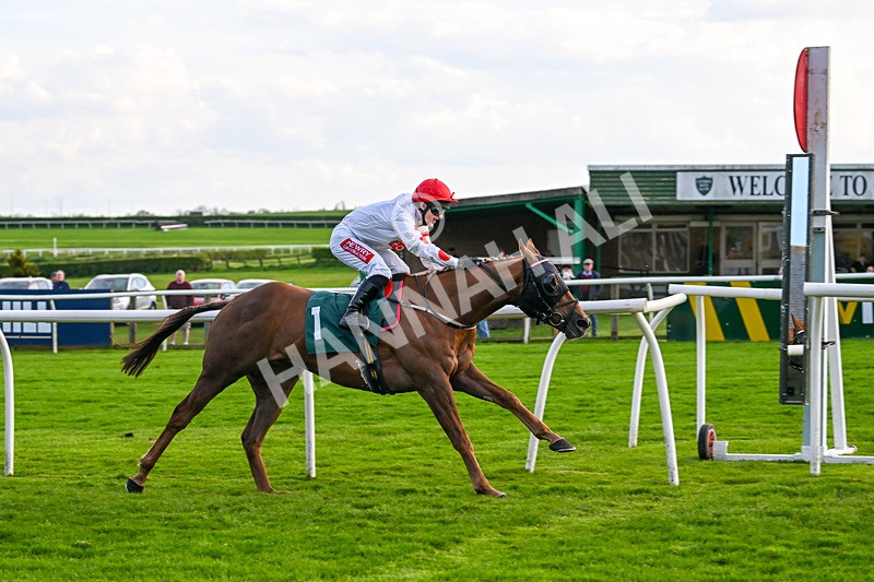 300424-Race 4-Fortunate Star-2825 - Race 4