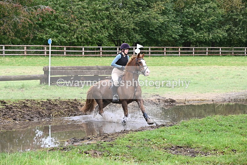WJ6_6383 - Time at Photographer 12:41 to 13:05