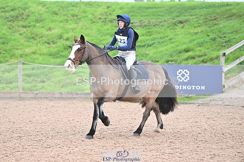 241110A-090333-00013 - 70cm