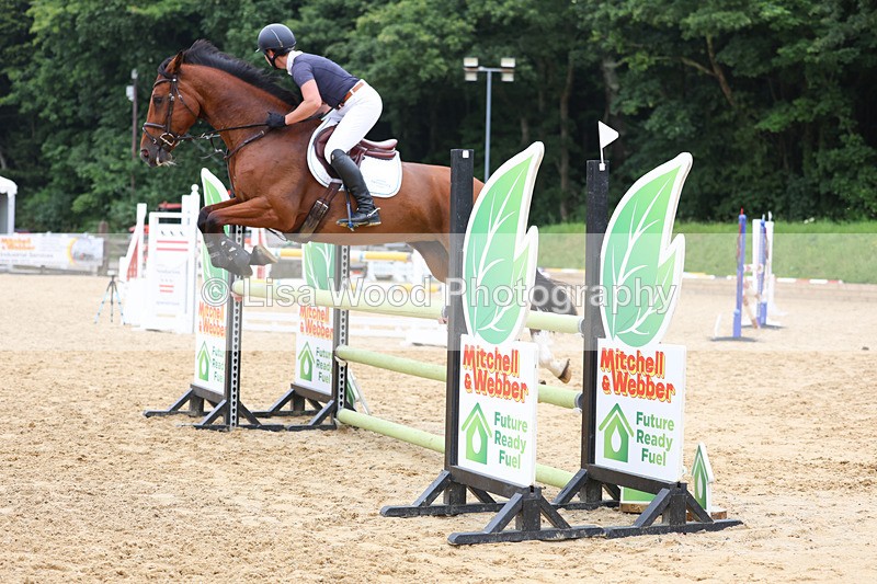 3E7A6399 - Class 8: Senior Newcomers/1.10m open