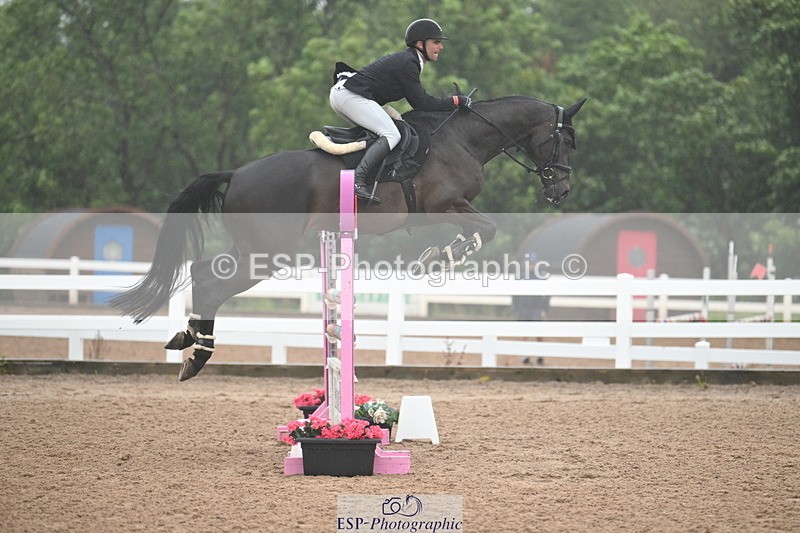 240720A-120842-14700 - Cls 11, 1 Star Bronze Tour 1.15m